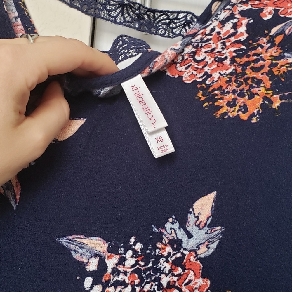 Floral Pattern Dress - Picture 5 of 6
